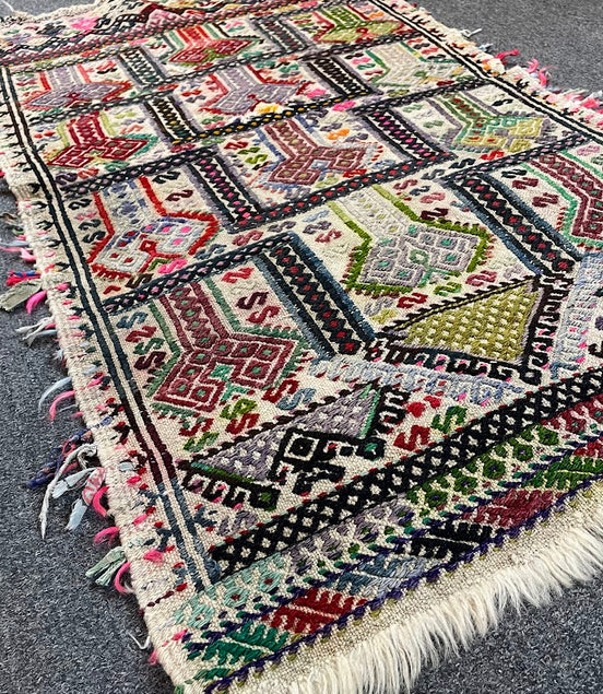 Turkish Cicim Seccade Prayer Rug 2'5 x 4'9