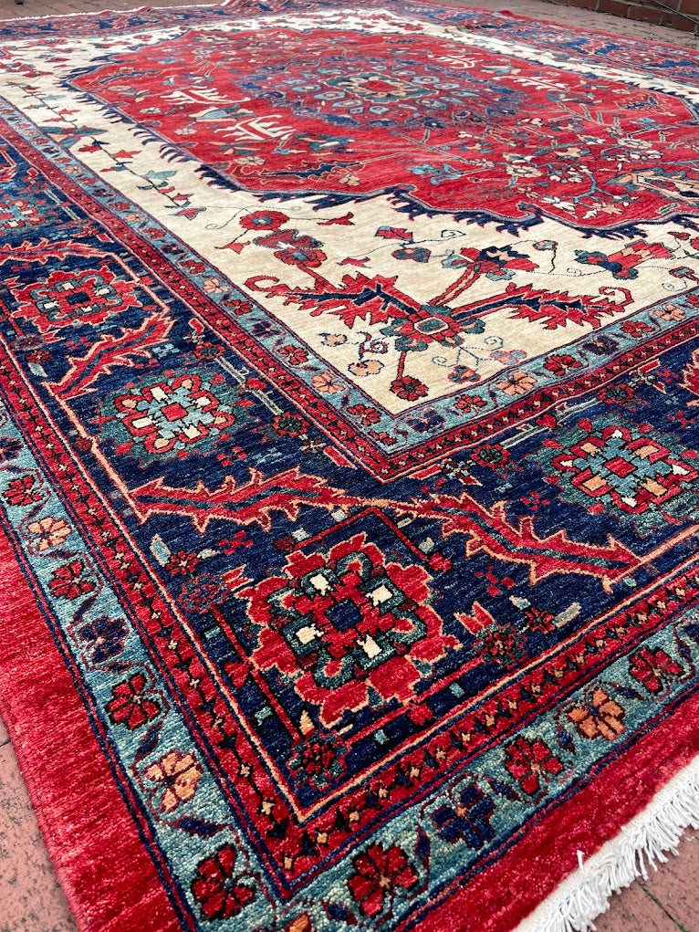 Turkmen Ashina Serapi 9'10 x 12'8