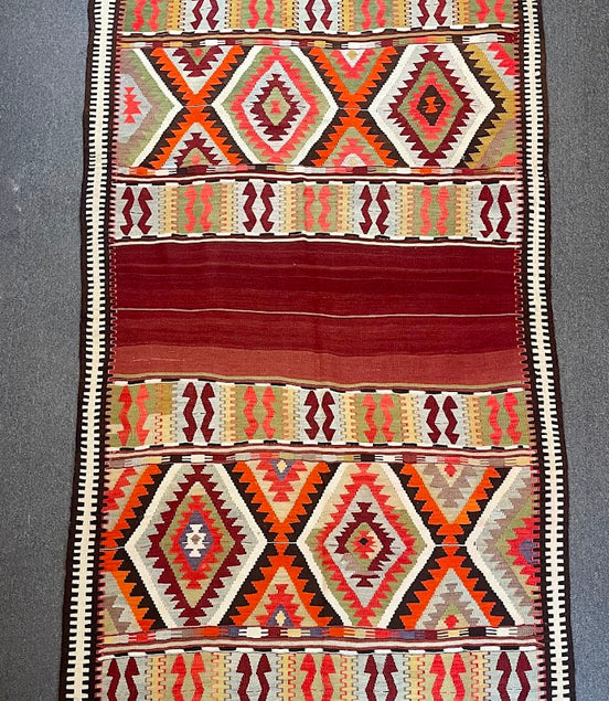 Turkish Balikesir Karakesili Kilim 5'6 x 8'3