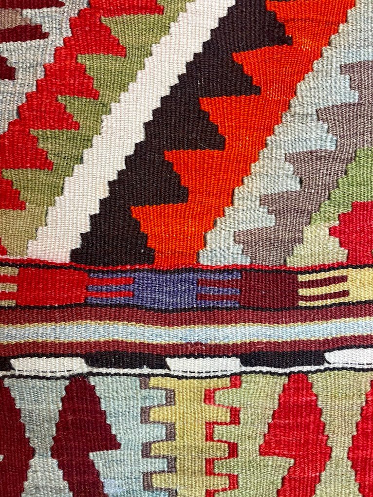 Turkish Balikesir Karakesili Kilim 5'6 x 8'3