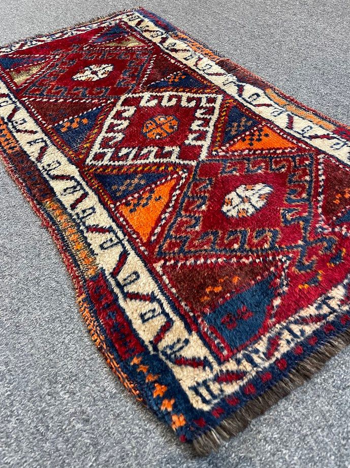 Turkish Geometric 1'7 x 2'11