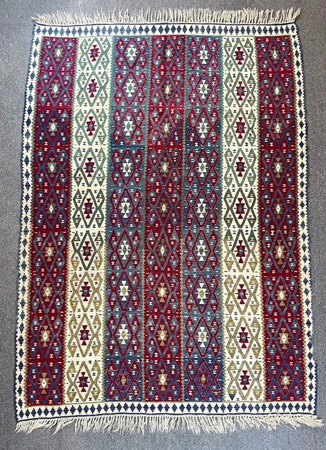 Turkish Geometric 5'0 x 6'10