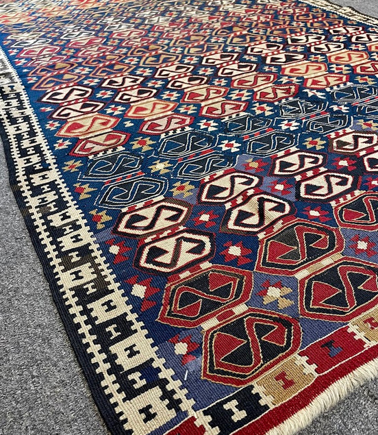 Turkish Van 3'9 x 6'1