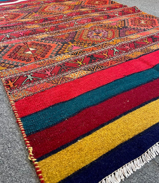 Iranian Lori Baktiyari 3'9 x 6'1