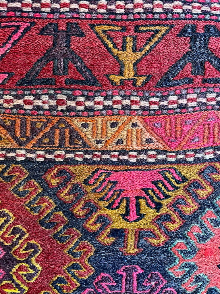 Iranian Lori Baktiyari 3'9 x 6'1