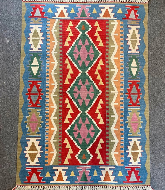 Turkish Usak 3'10 x 5'6