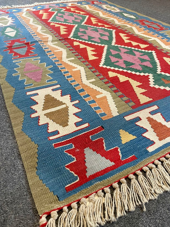 Turkish Usak 3'10 x 5'6