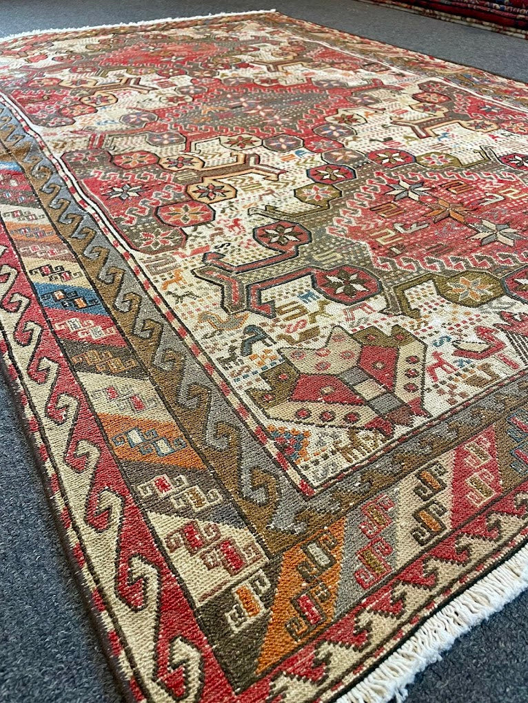 Iranian Animal Sumak 4'2 x 6'2