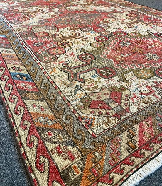 Iranian Animal Sumak 4'2 x 6'2