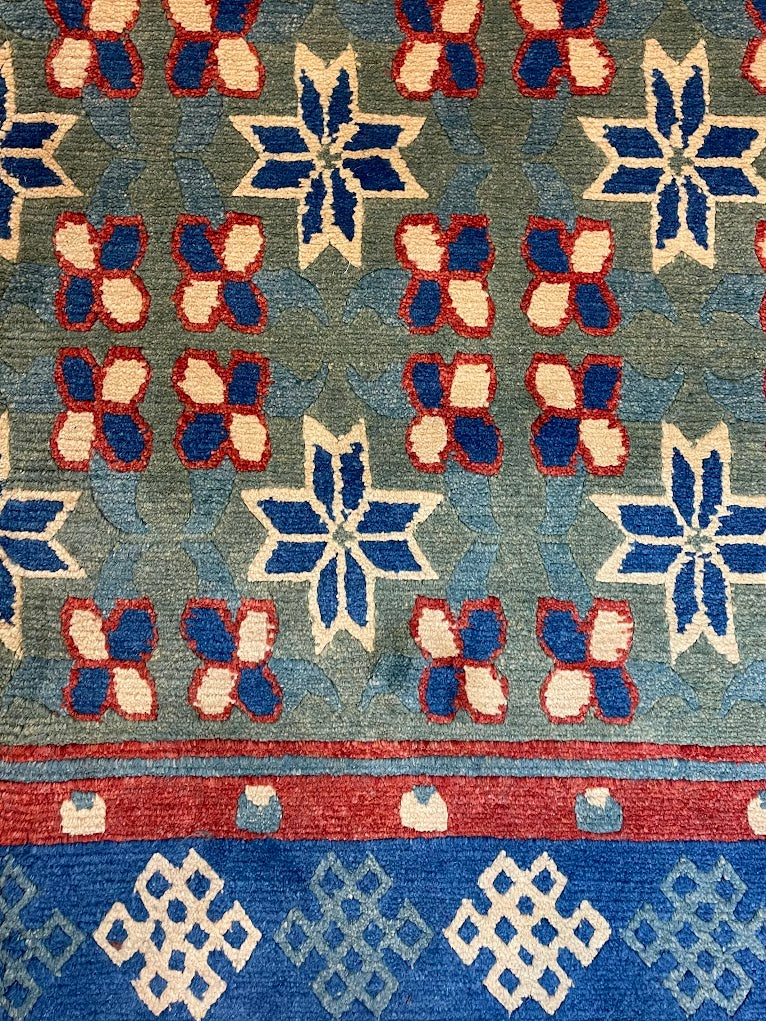 Tibetan Pakta Metok 5'11 x 7'8