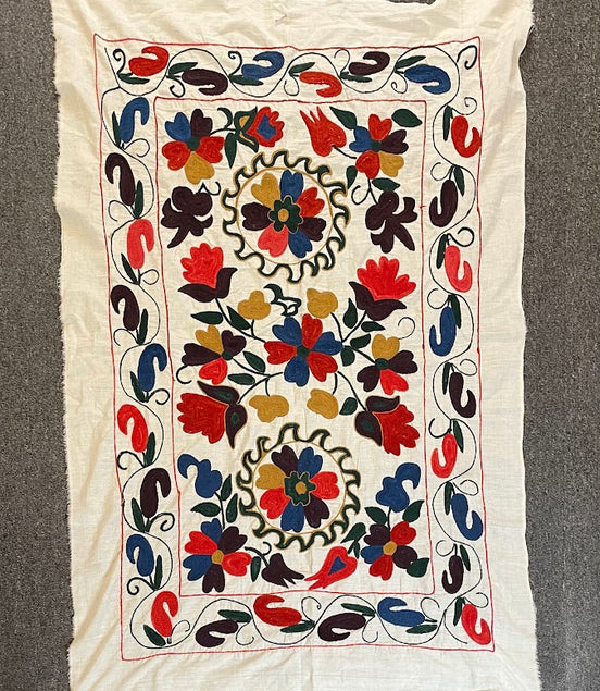 Uzbek Suzani 3'0 x 4'5