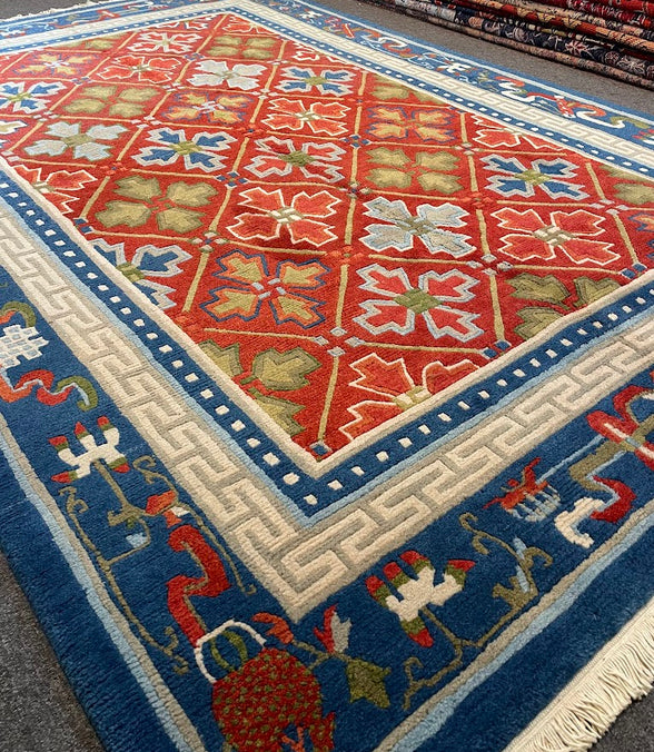 Tibetan Arrow 5'11 x 8'10