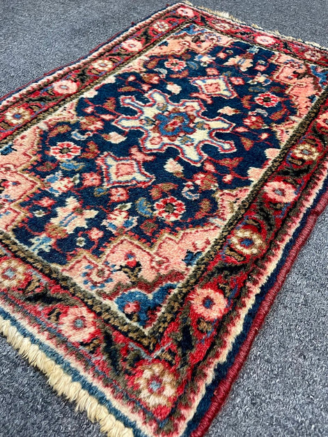 Persian Mini Rug 1'6 x 2'3