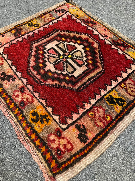 Anatolian Mini Rug 1'6 x 1'6