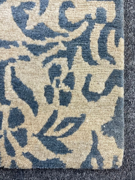 Tibetan Floral 2'0 x 2'8