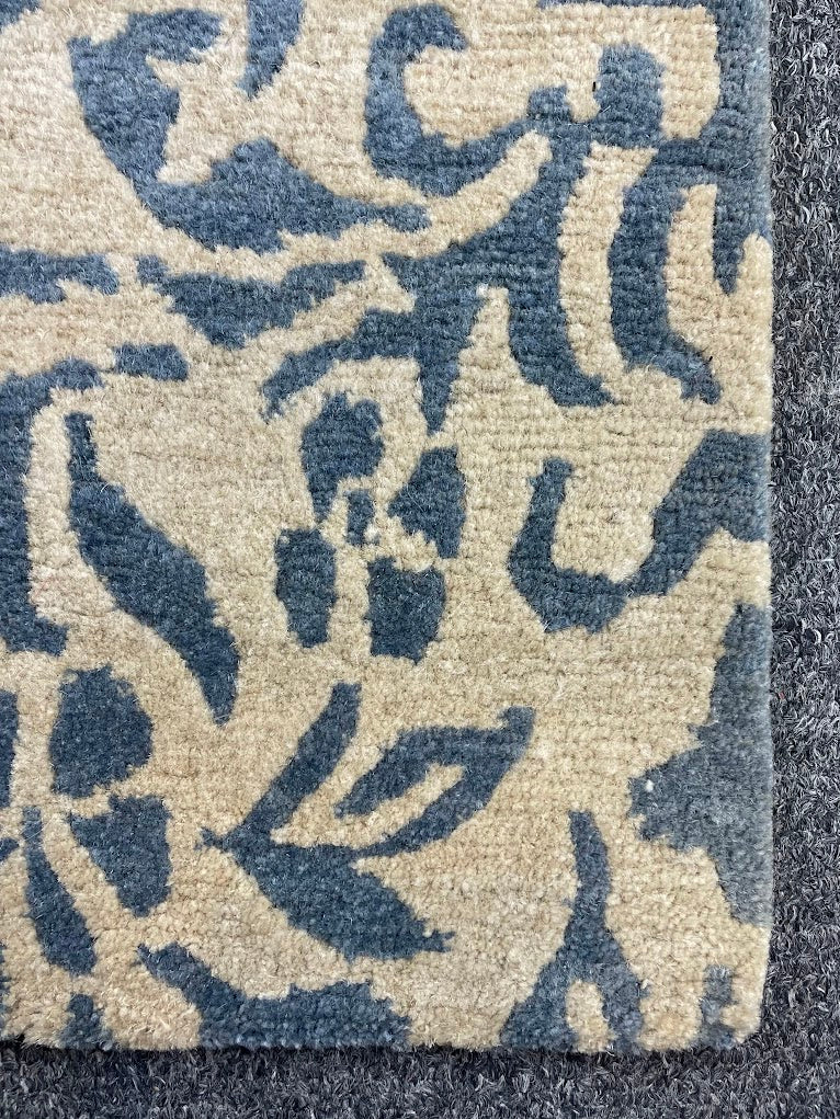 Tibetan Floral 2'0 x 2'8