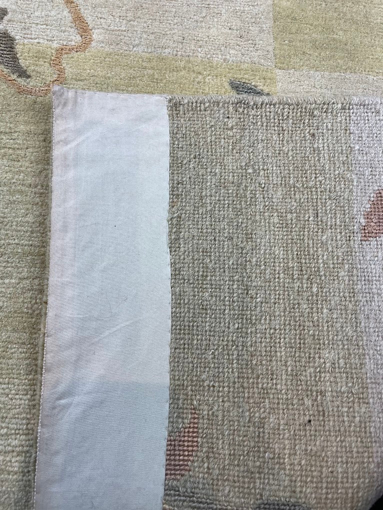 Tibetan Modern Floral 2'2 x 3'2