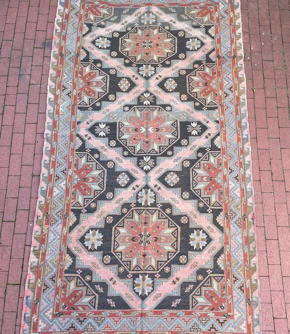 Caucasian Sumak 5'10 x 11'4