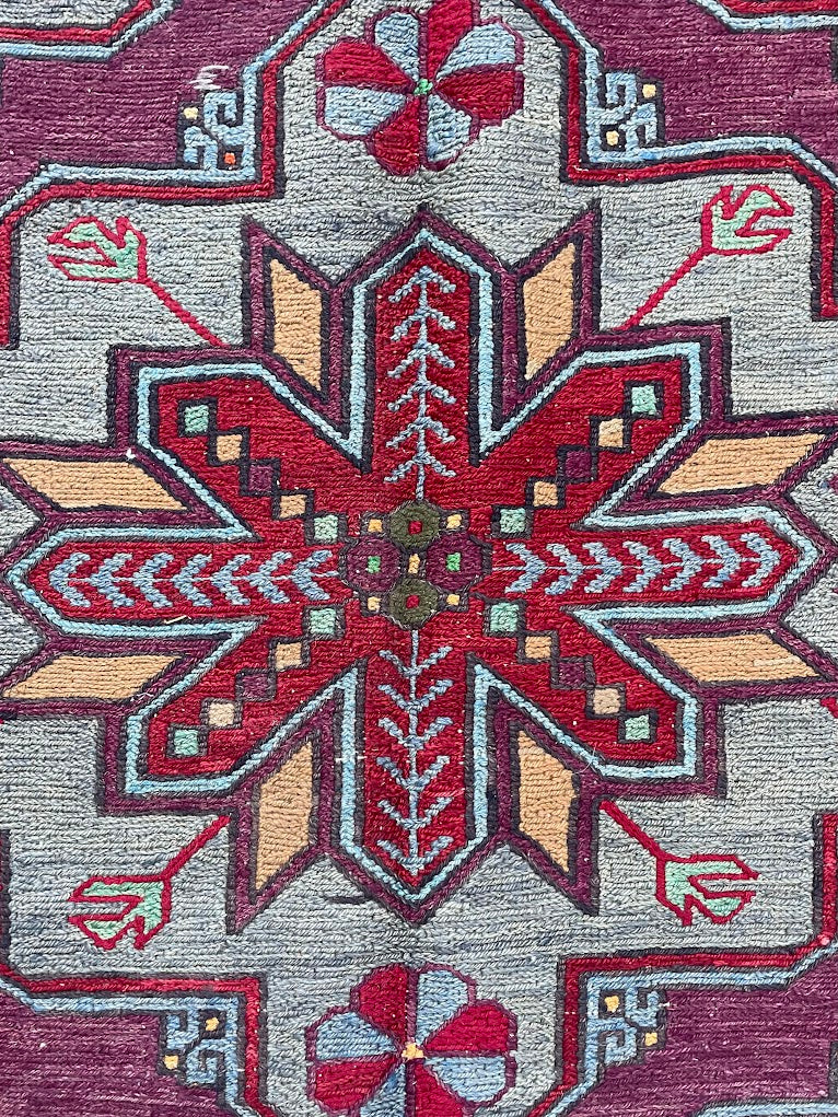 Caucasian Sumak 6'5 x 10'8