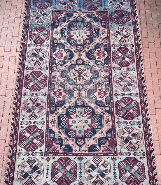 Caucasian Sumak 6'11 x 12'2