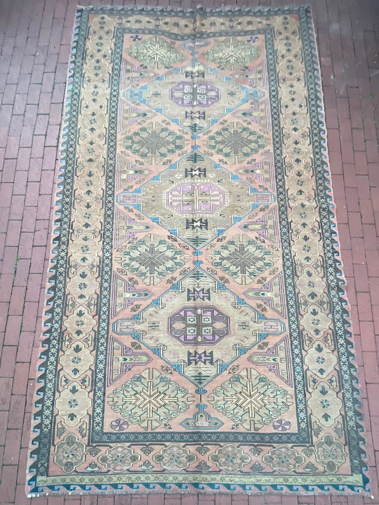 Caucasian Sumak 7'1 x 12'7