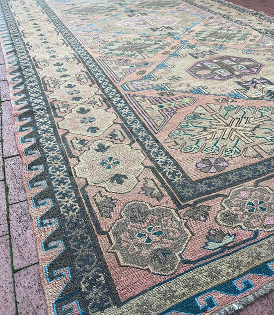 Caucasian Sumak 7'1 x 12'7