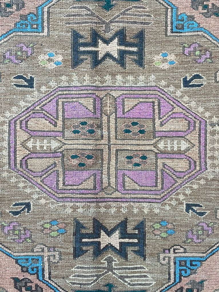 Caucasian Sumak 7'1 x 12'7