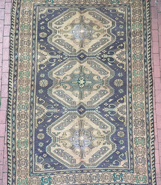 Caucasian Sumak 7'2 x 10'10