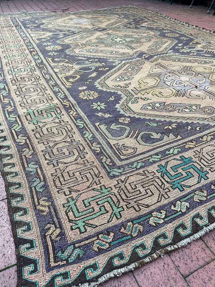 Caucasian Sumak 7'2 x 10'10