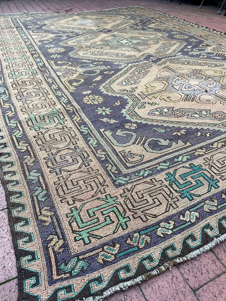 Caucasian Sumak 7'2 x 10'10