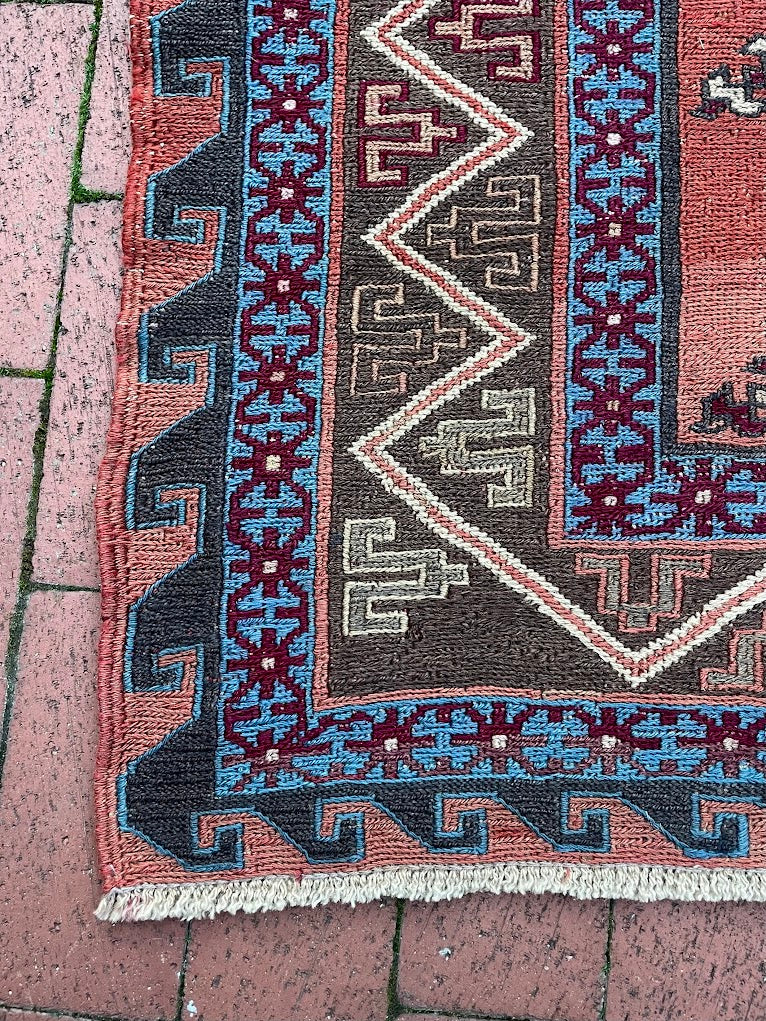 Caucasian Sumak 7'1 x 10'1