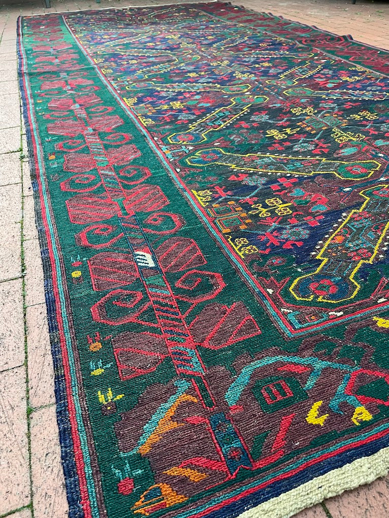 Caucasian Sumak 6'0 x 13'4