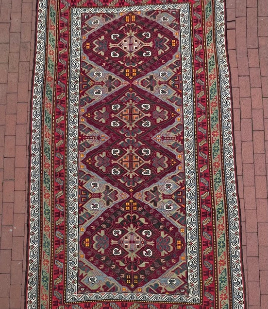 Caucasian Sumak 5'11 x 10'8