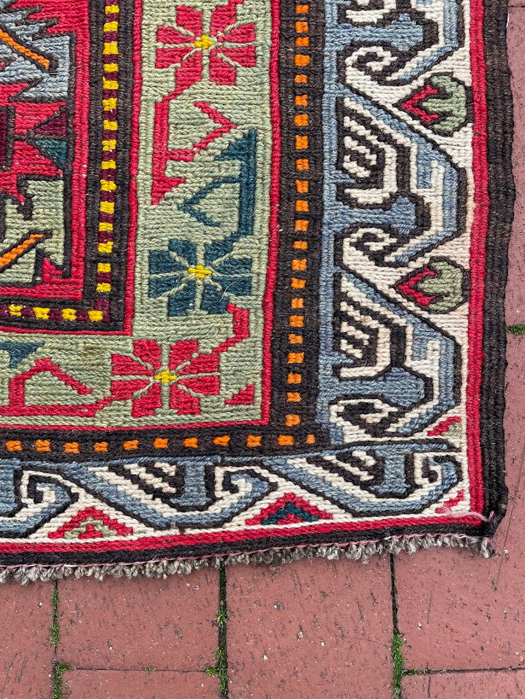 Caucasian Sumak 5'11 x 10'8