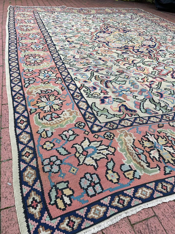 Bessarabian Kilim 8'8 x 11'8