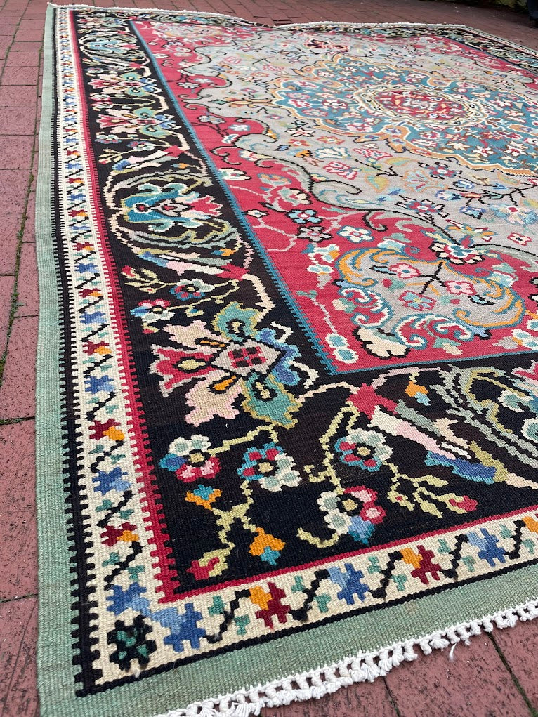 Bessarabian Kilim 7'5 x 10'10