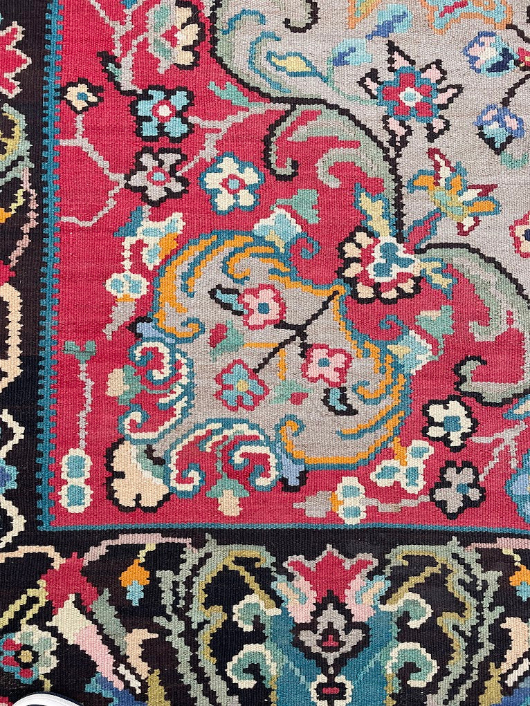 Bessarabian Kilim 7'5 x 10'10