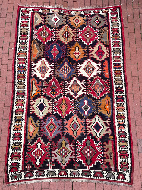 Caucasian Kuba Kilim 5'9 x 9'7