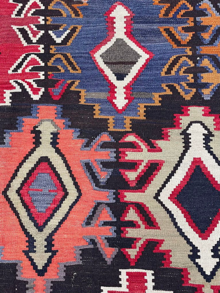 Caucasian Kuba Kilim 5'9 x 9'7
