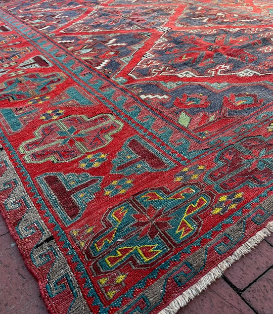Caucasian Sumak 5'10 x 9'0