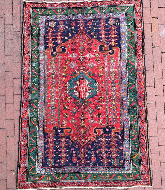 Caucasian Sumak 5'0 x 7'7