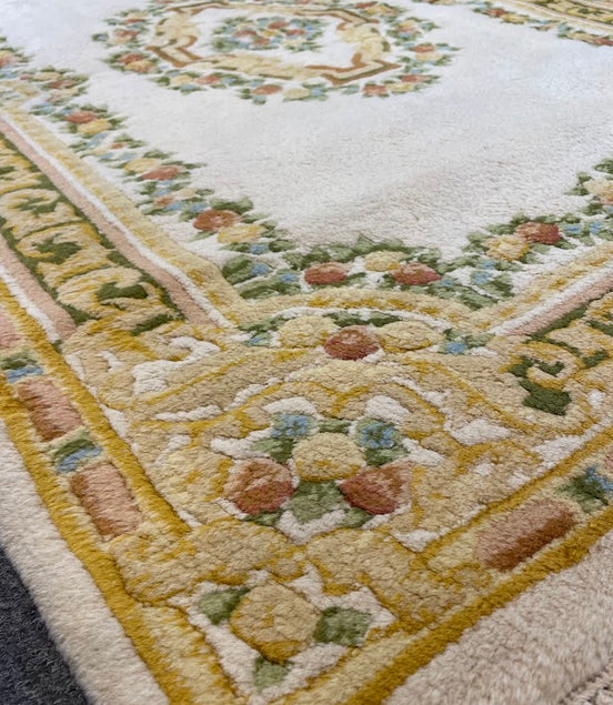 Chinese Floral 4'1 x 5'11