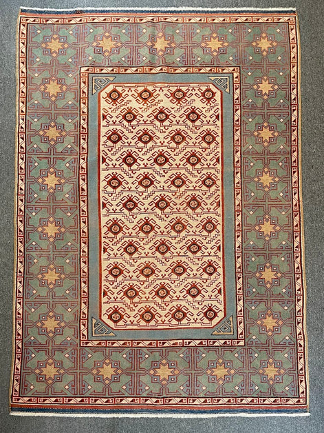 Turkish Milas 4'8 x 6'8