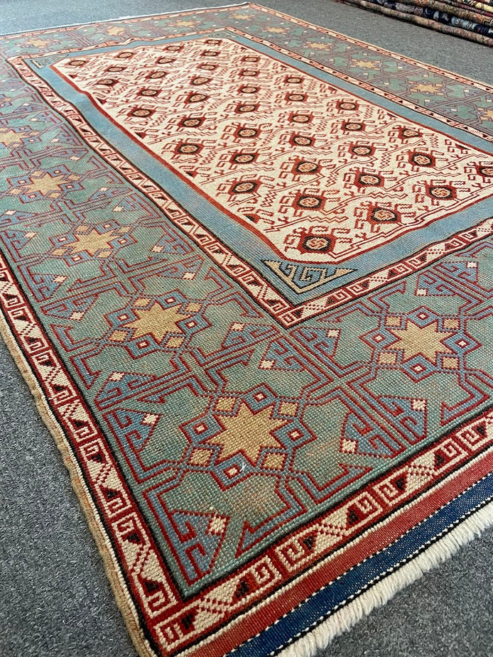 Turkish Milas 4'8 x 6'8