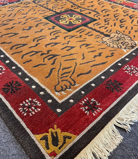 Tibetan Tiger 5'0 x 5'0