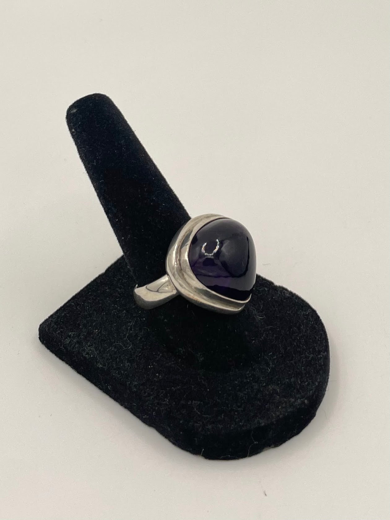 Amethyst Silver Ring