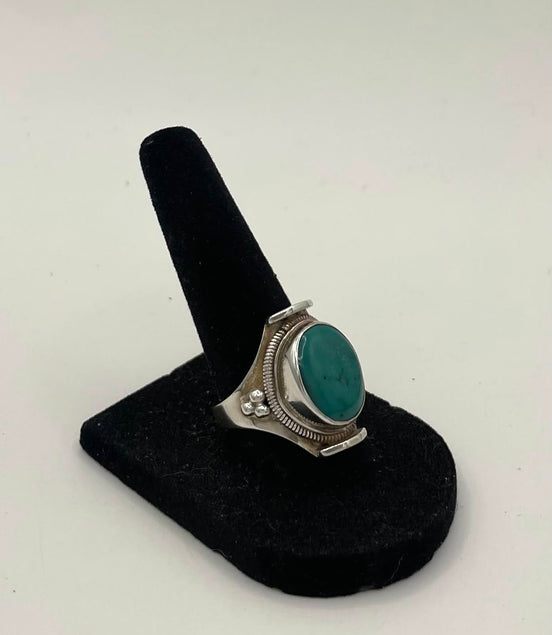 Turquoise Silver Ring